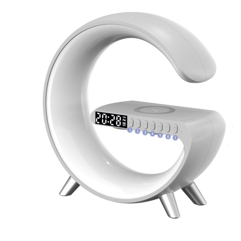Nouvelle lampe LED intelligente en forme de G avec haut-parleur Bluetooth, chargeur sans fil et application de contrôle pour la décoration de la chambre et de la maison.