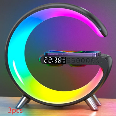 Nouvelle lampe LED intelligente en forme de G avec haut-parleur Bluetooth, chargeur sans fil et application de contrôle pour la décoration de la chambre et de la maison.